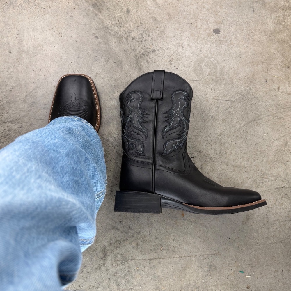 Cody James Mens Black Leather Square Toe Western Cowboy Boots 9D GREAT CONDITION